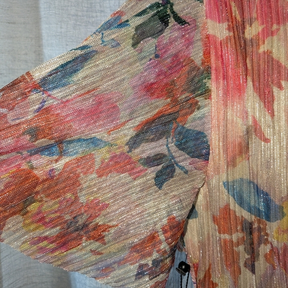 Adrianna Papell $229 Metallic Floral Print Pleated Twist V Neck Flutter Sleeve - Picture 13 of 13